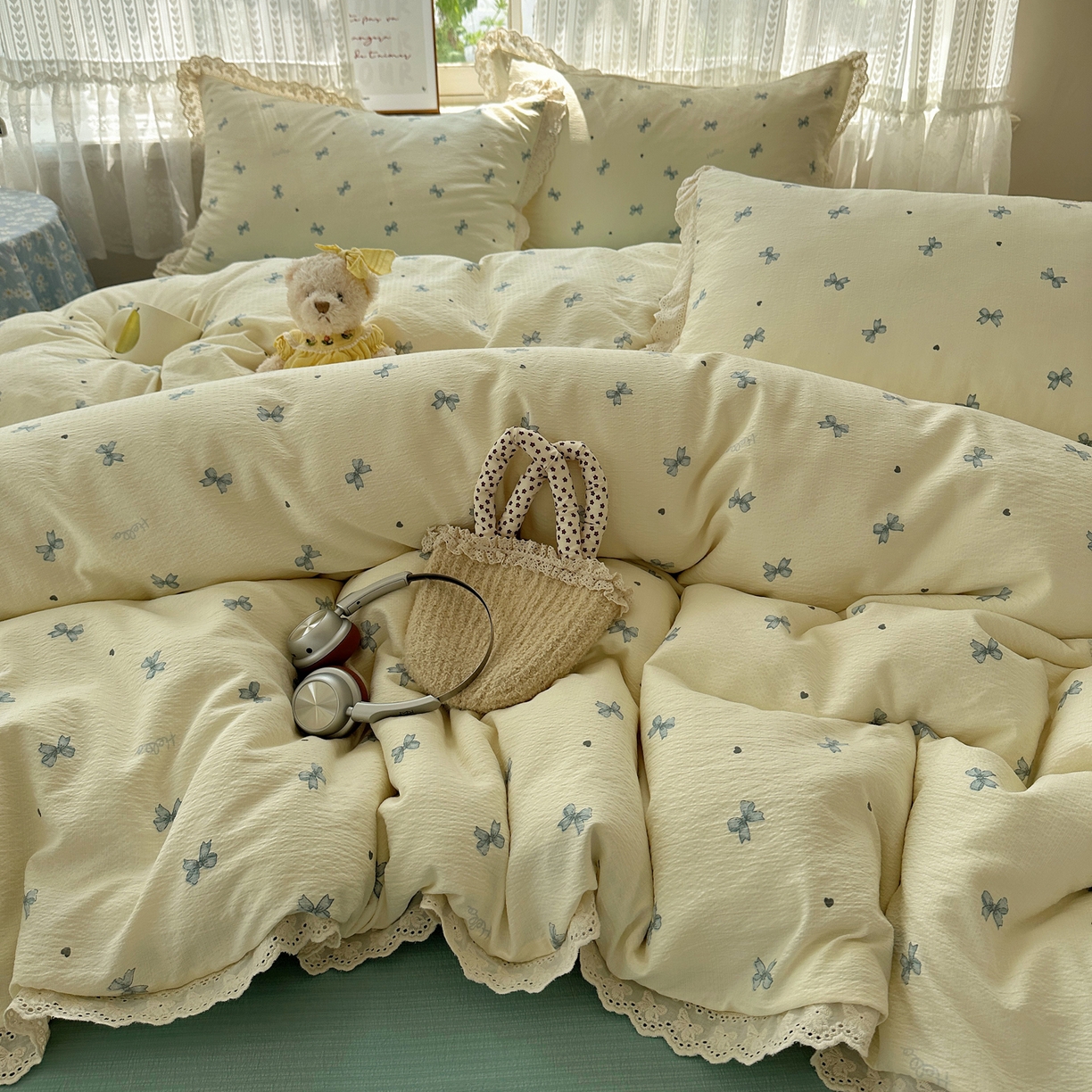 韩巢家纺 2026新款蝴蝶花边销款四件套 相思-蓝【蝴蝶花边款】