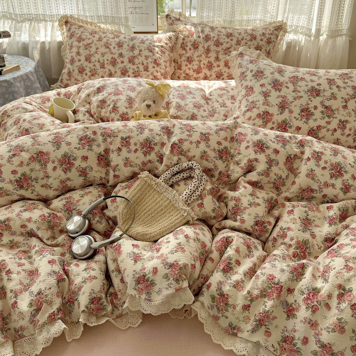 91家纺网 家纺一手货源 找家纺 （总）韩巢家纺 2026新款蝴蝶花边销款四件套