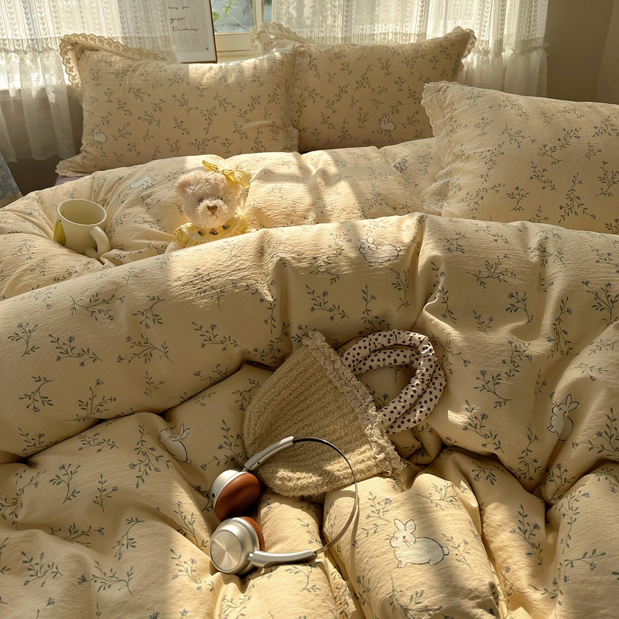 91家纺网 家纺一手货源 找家纺 韩巢家纺 2026新款蝴蝶花边销款四件套 森田野园【蝴蝶花边款】