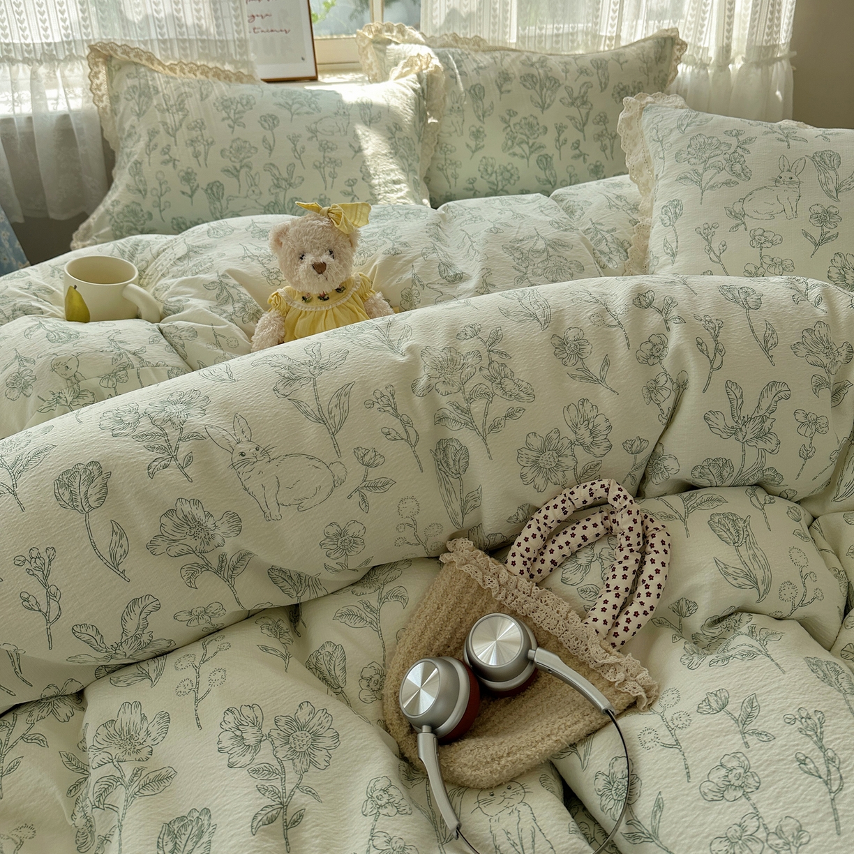 91家纺网 家纺一手货源 找家纺 韩巢家纺 2026新款蝴蝶花边销款四件套 海像森林【蝴蝶花边款】