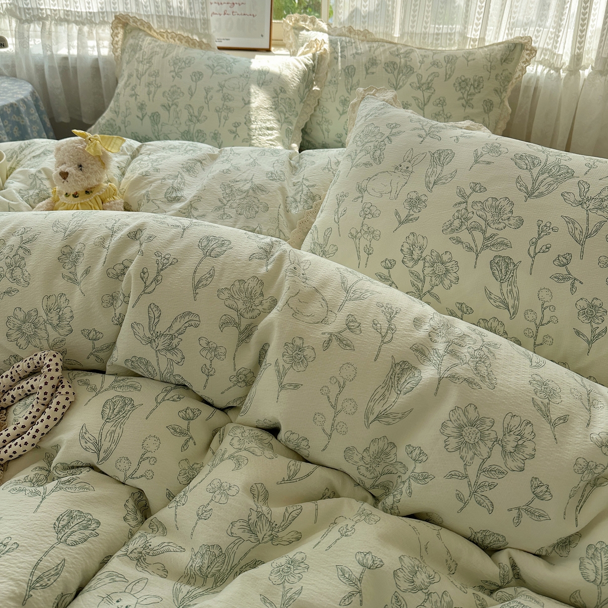 91家纺网 家纺一手货源 找家纺 韩巢家纺 2026新款蝴蝶花边销款四件套 海像森林【蝴蝶花边款】