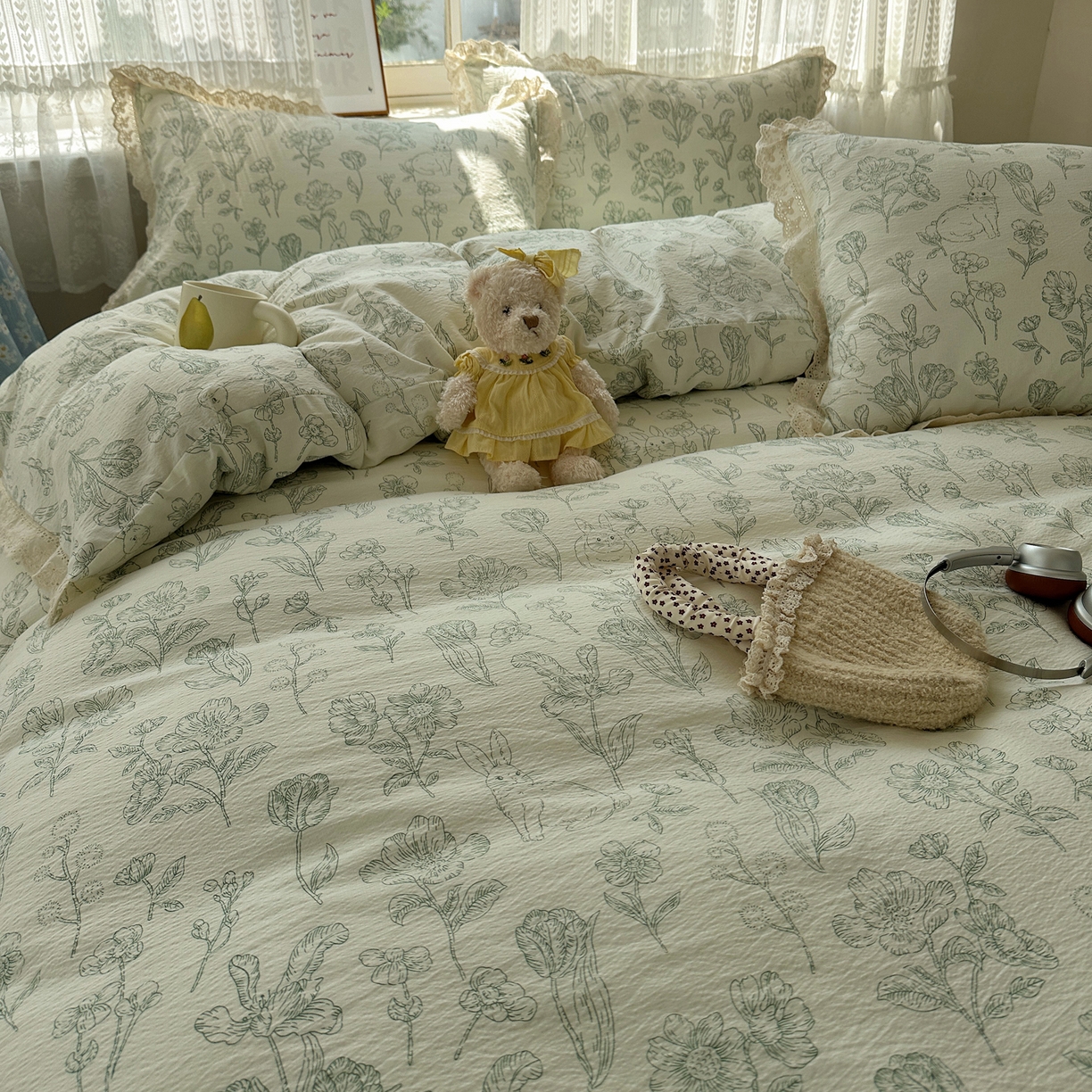 91家纺网 家纺一手货源 找家纺 韩巢家纺 2026新款蝴蝶花边销款四件套 海像森林【蝴蝶花边款】