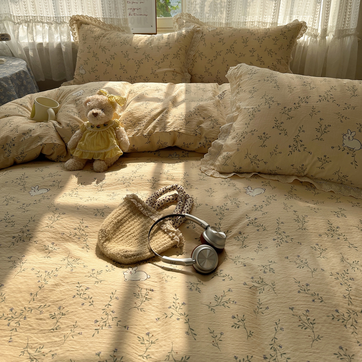 91家纺网 家纺一手货源 找家纺 韩巢家纺 2026新款蝴蝶花边销款四件套 森田野园【蝴蝶花边款】