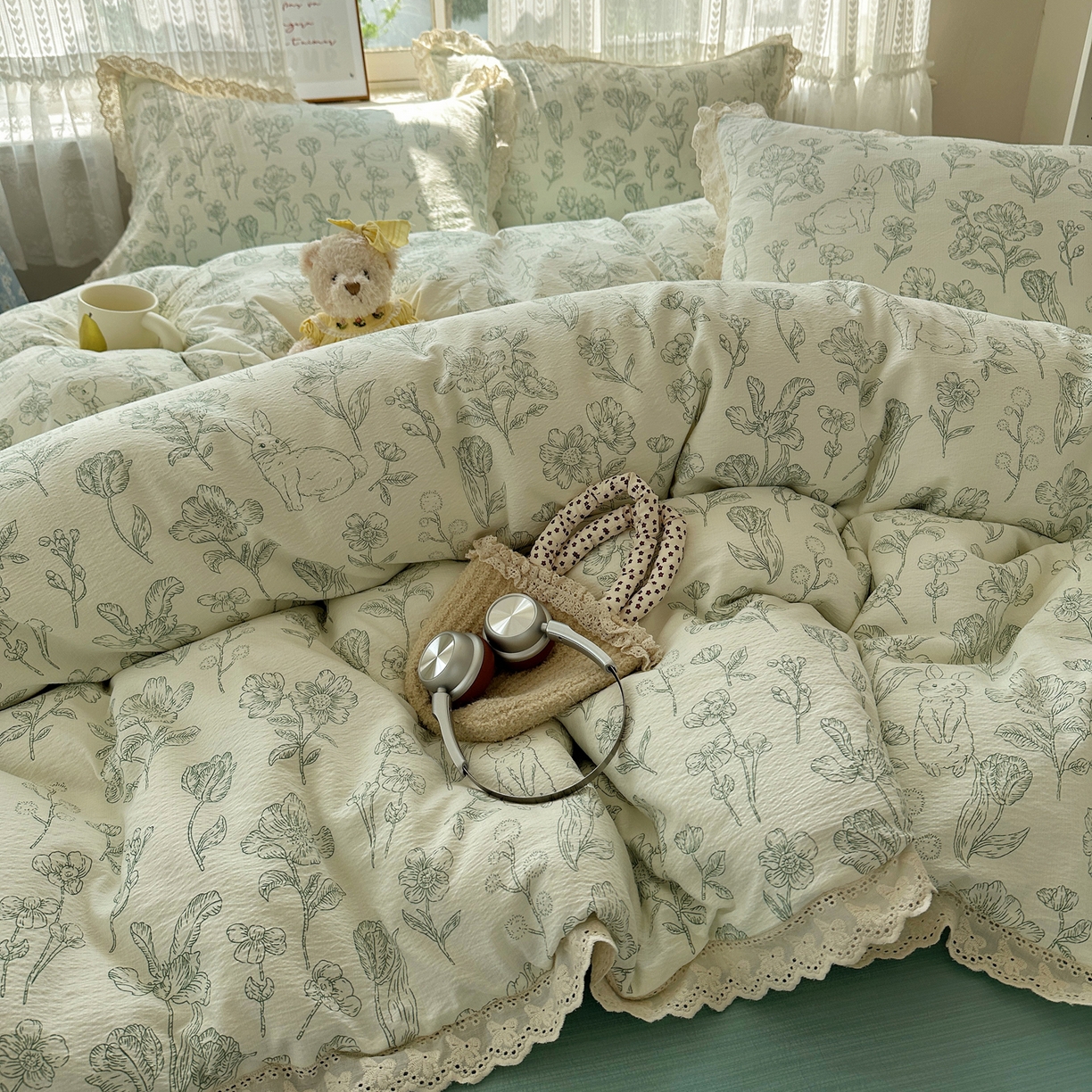 91家纺网 家纺一手货源 找家纺 韩巢家纺 2026新款蝴蝶花边销款四件套 海像森林【蝴蝶花边款】