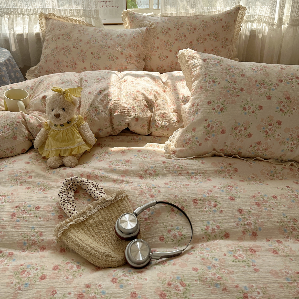 91家纺网 家纺一手货源 找家纺 韩巢家纺 2026新款蝴蝶花边销款四件套 序曲-粉【蝴蝶花边款】