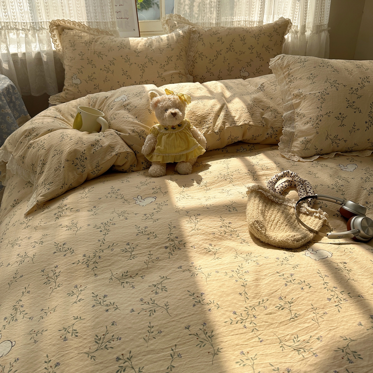 91家纺网 家纺一手货源 找家纺 韩巢家纺 2026新款蝴蝶花边销款四件套 森田野园【蝴蝶花边款】