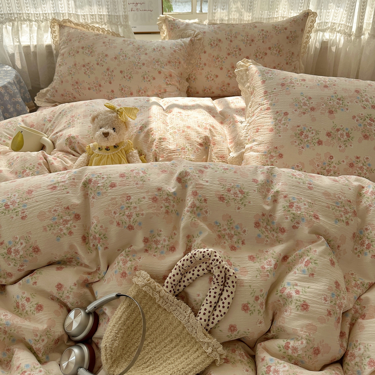 91家纺网 家纺一手货源 找家纺 韩巢家纺 2026新款蝴蝶花边销款四件套 序曲-粉【蝴蝶花边款】