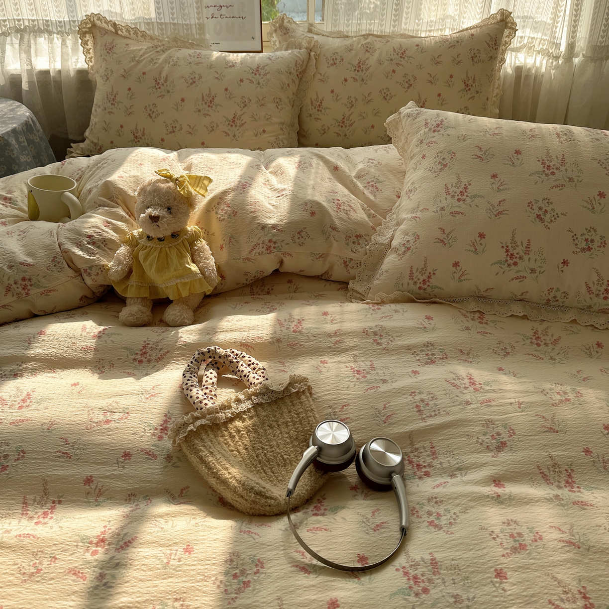 91家纺网 家纺一手货源 找家纺 韩巢家纺 2026新款蝴蝶花边销款四件套 奶昔甜糕-粉【蝴蝶花边款】