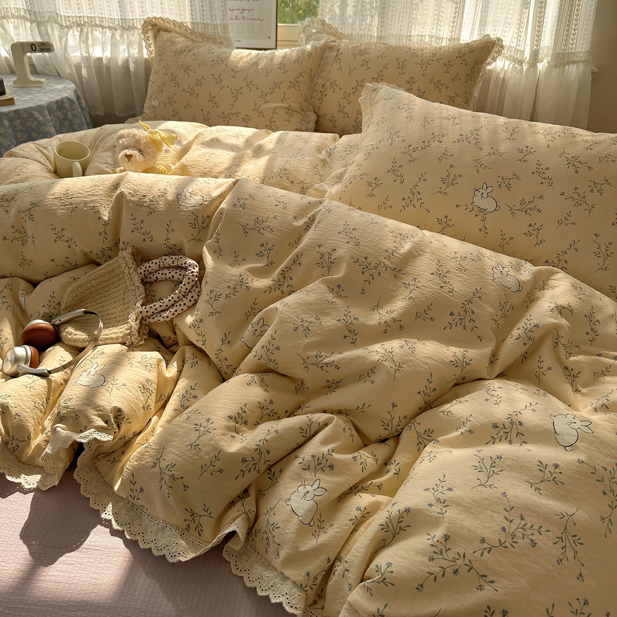 91家纺网 家纺一手货源 找家纺 韩巢家纺 2026新款蝴蝶花边销款四件套 森田野园【蝴蝶花边款】