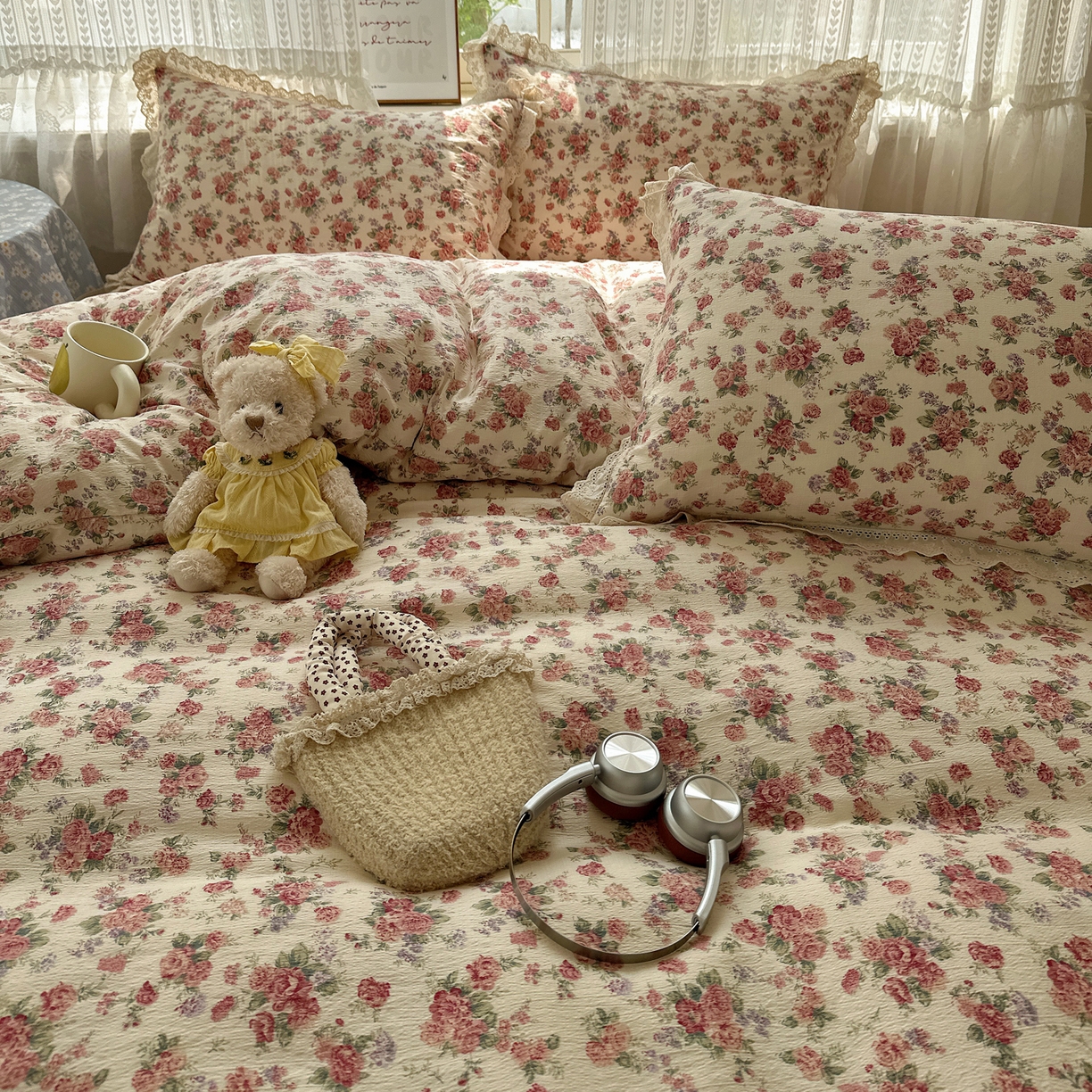 91家纺网 家纺一手货源 找家纺 韩巢家纺 2026新款蝴蝶花边销款四件套 星眠云野【蝴蝶花边款】