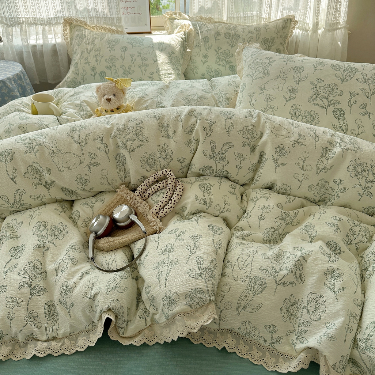 91家纺网 家纺一手货源 找家纺 韩巢家纺 2026新款蝴蝶花边销款四件套 海像森林【蝴蝶花边款】