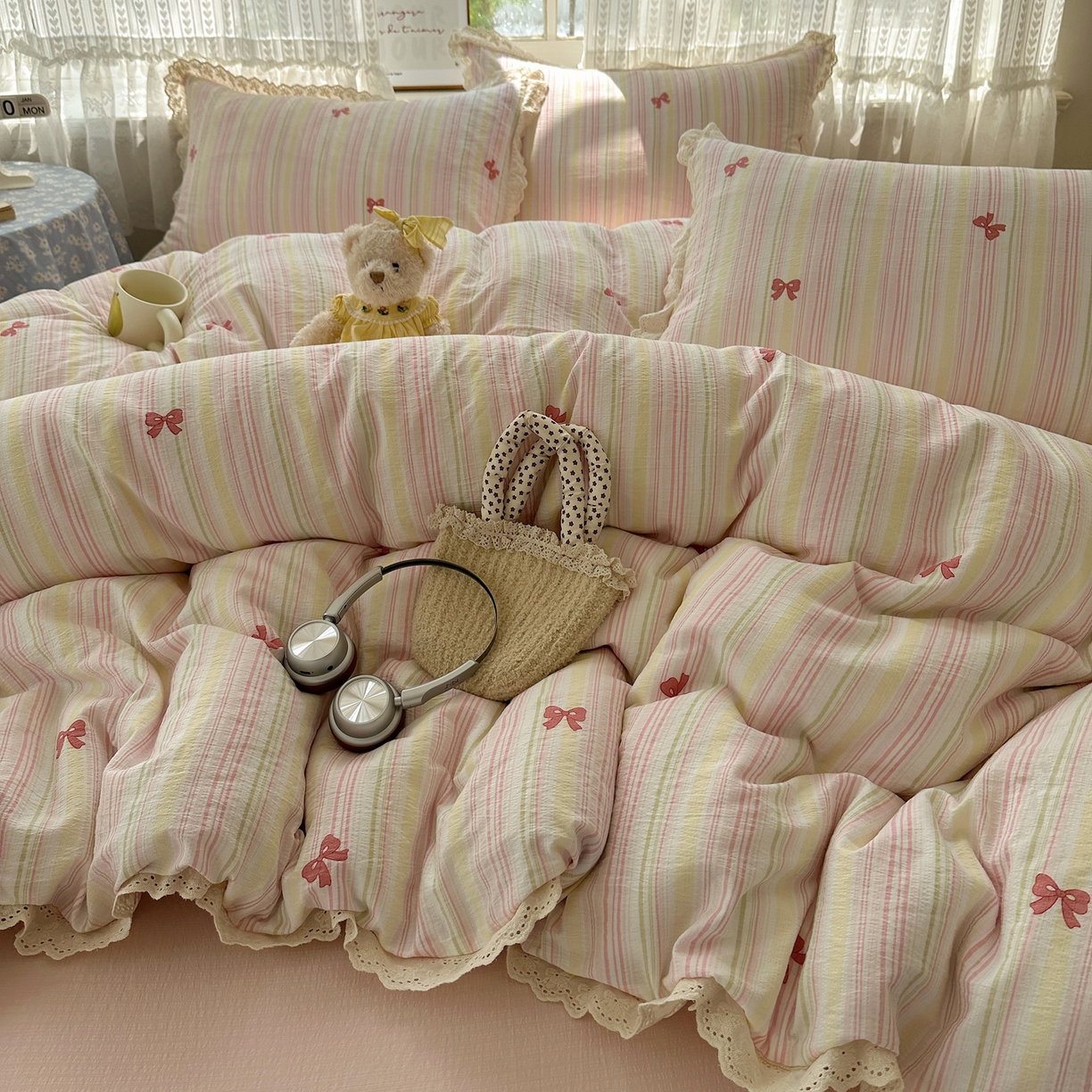 韩巢家纺 2026新款蝴蝶花边销款四件套 遇见彩虹【蝴蝶花边款】