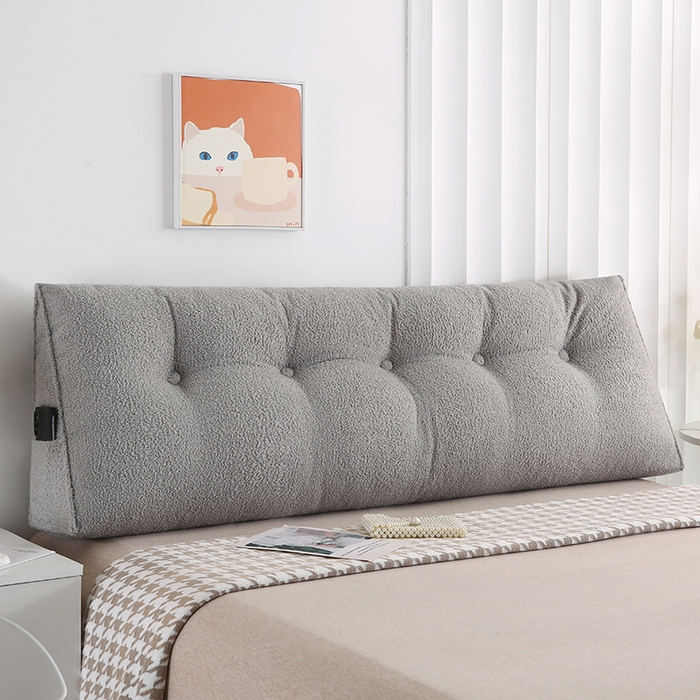 91家纺网 家纺一手货源 找家纺 永光家居 2026新款泰迪绒三角靠垫 填充浅蓝色产品不供多多 泰迪灰