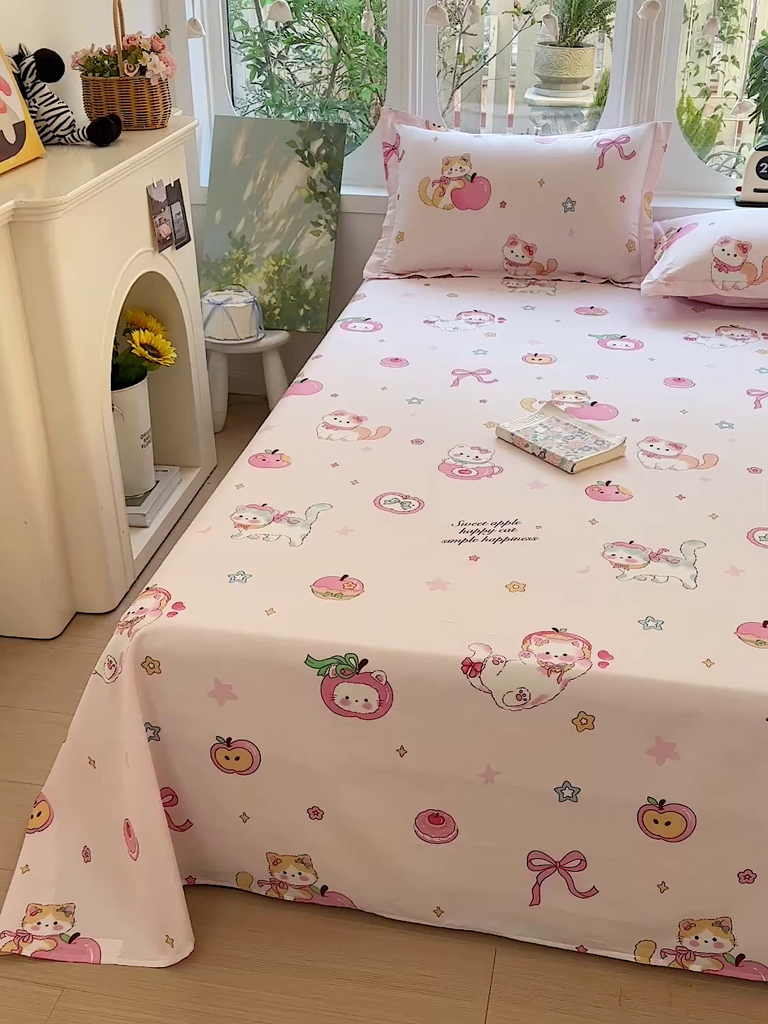 91家纺网 家纺一手货源 找家纺 恩泽家纺 2026春夏新款全棉纯棉12868印花四件套及单品系列-单床单床单单件 苹果小猫咪