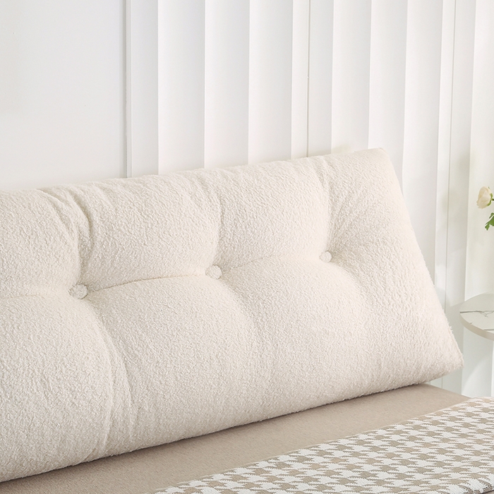 91家纺网 家纺一手货源 找家纺 永光家居 2026新款泰迪绒三角靠垫 填充浅蓝色产品不供多多 泰迪白