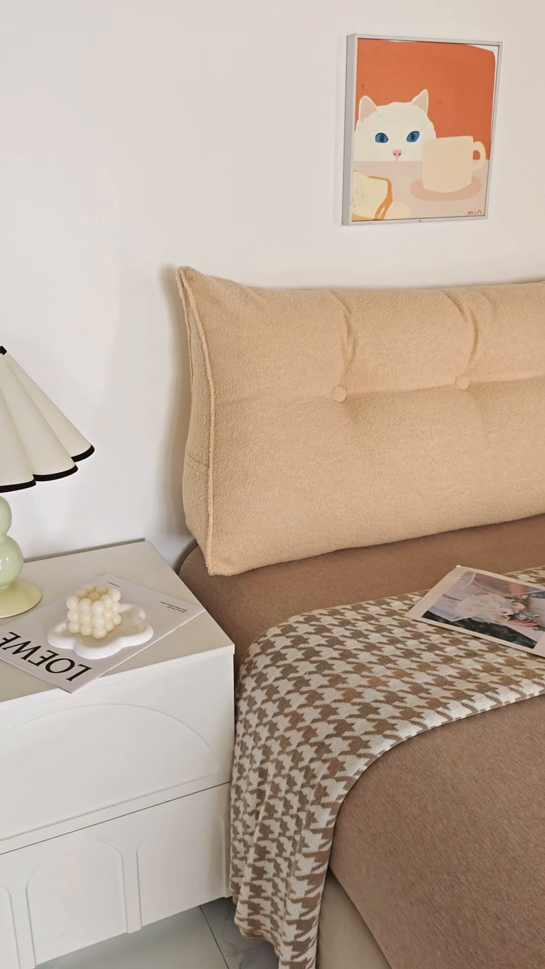 91家纺网 家纺一手货源 找家纺 永光家居 2026新款泰迪绒三角靠垫 填充浅蓝色产品不供多多 泰迪驼