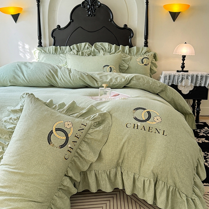 91家纺网 家纺一手货源 找家纺 贝凯瑞 2026新款法式轻奢复古仿亚麻木棉皱皱棉双层纱花边四件套-鎏光系列 青榄雅颂