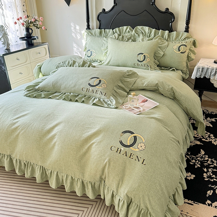 91家纺网 家纺一手货源 找家纺 贝凯瑞 2026新款法式轻奢复古仿亚麻木棉皱皱棉双层纱花边四件套-鎏光系列 青榄雅颂