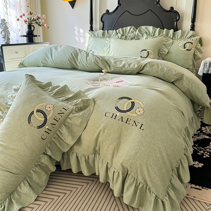 91家纺网 家纺一手货源 找家纺 贝凯瑞 2026新款法式轻奢复古仿亚麻木棉皱皱棉双层纱花边四件套-鎏光系列 青榄雅颂