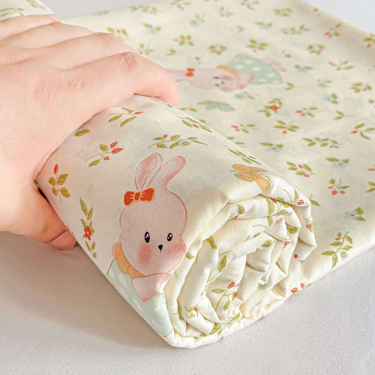 91家纺网 家纺一手货源 找家纺 恩泽家纺 2026春夏新款全棉纯棉12868印花四件套及单品系列-单床单床单单件 碎花兔兔