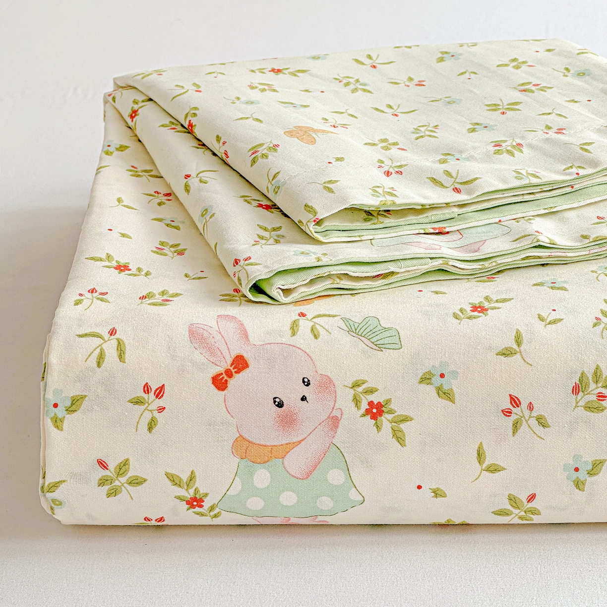 91家纺网 家纺一手货源 找家纺 恩泽家纺 2026春夏新款全棉纯棉12868印花四件套及单品系列-单床单床单单件 碎花兔兔