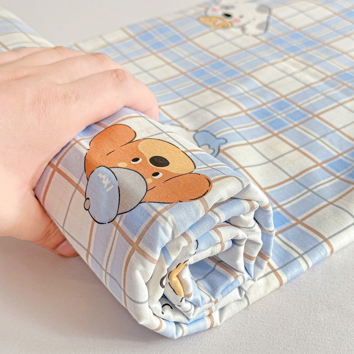 91家纺网 家纺一手货源 找家纺 恩泽家纺 2026春夏新款全棉纯棉12868印花四件套及单品系列-单床单床单单件 甜心汪·蓝