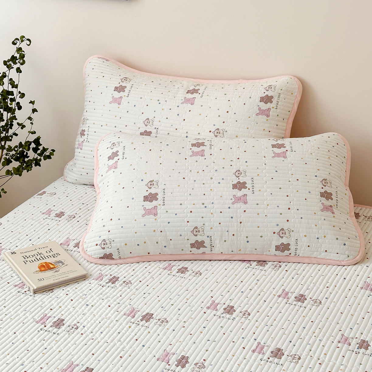 91家纺网 家纺一手货源 找家纺 漫时光 2026新款纯棉小清新棉花夹层床盖 幸运派对