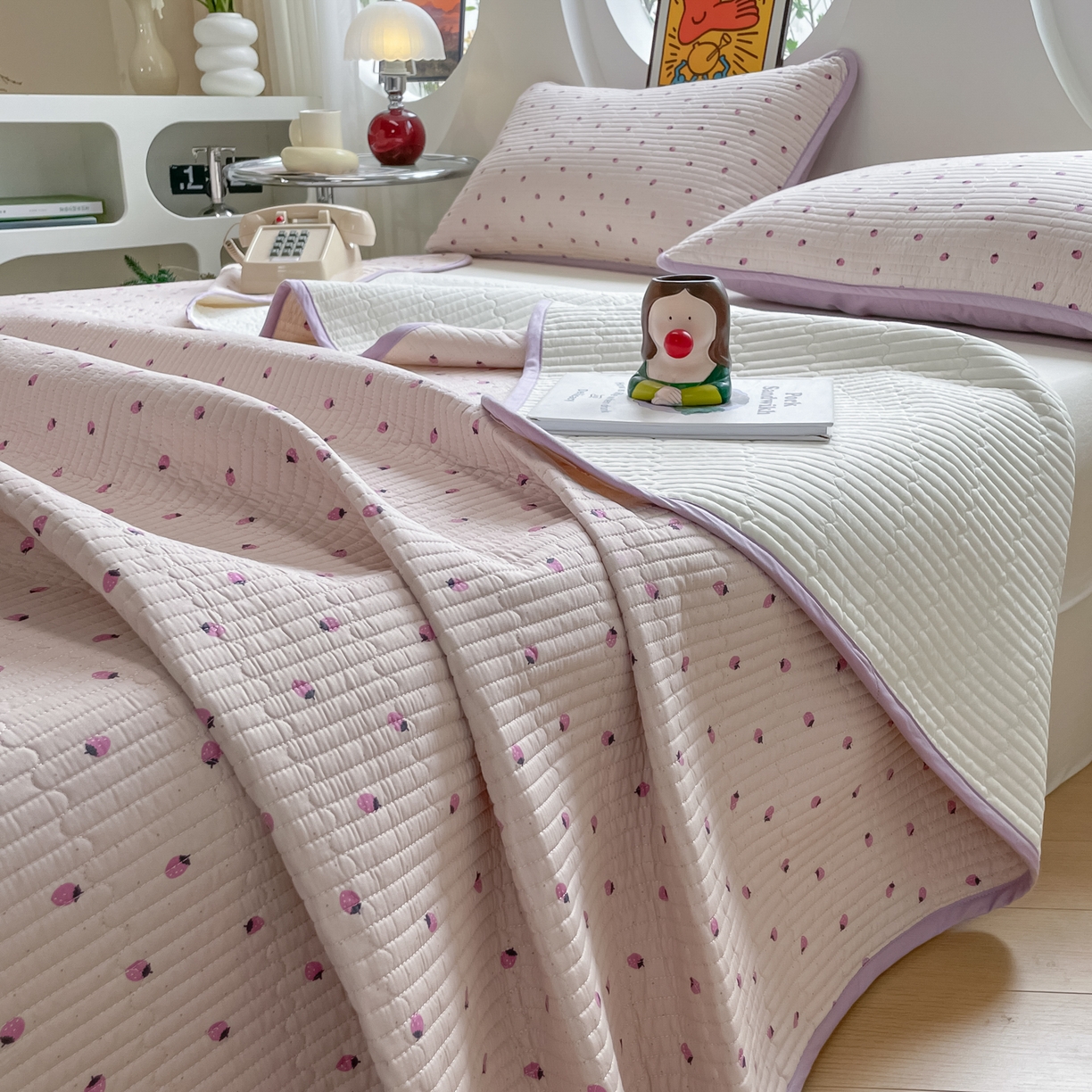 漫时光 2026新款纯棉小清新棉花夹层床盖 小草莓