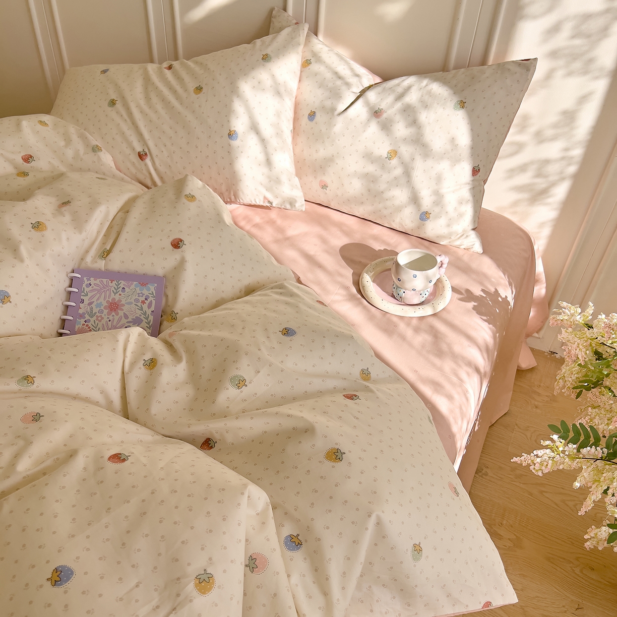 91家纺网 家纺一手货源 找家纺 DoDo 兜兜 2026新款40支全棉纯棉小碎花四件套（可定做尺寸） 草莓谷