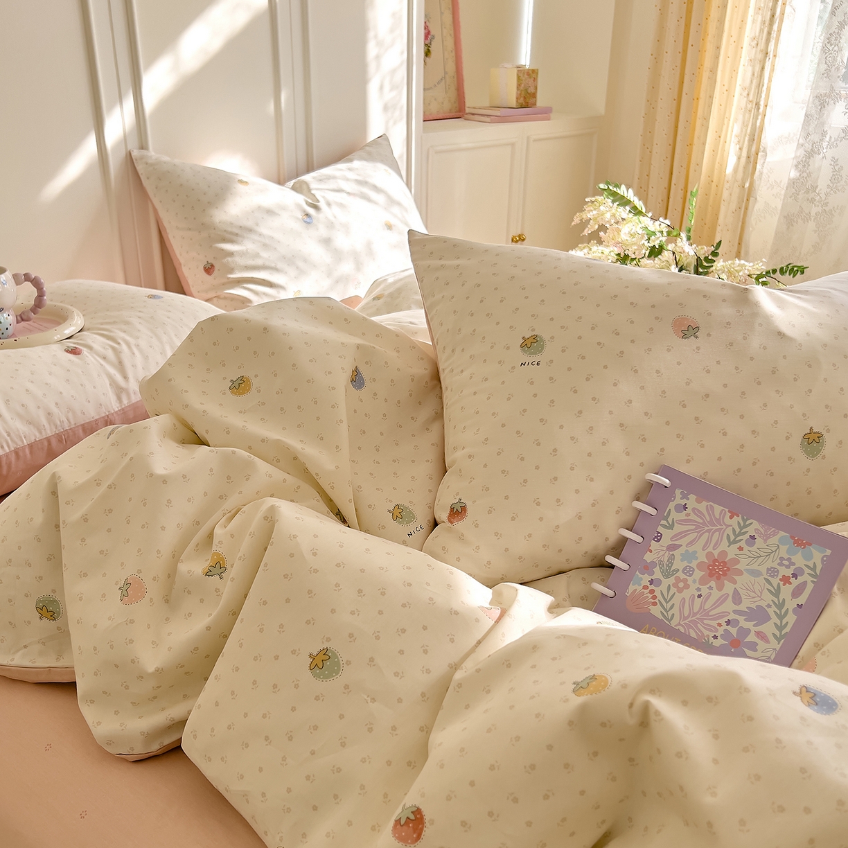 91家纺网 家纺一手货源 找家纺 DoDo 兜兜 2026新款40支全棉纯棉小碎花四件套（可定做尺寸） 草莓谷