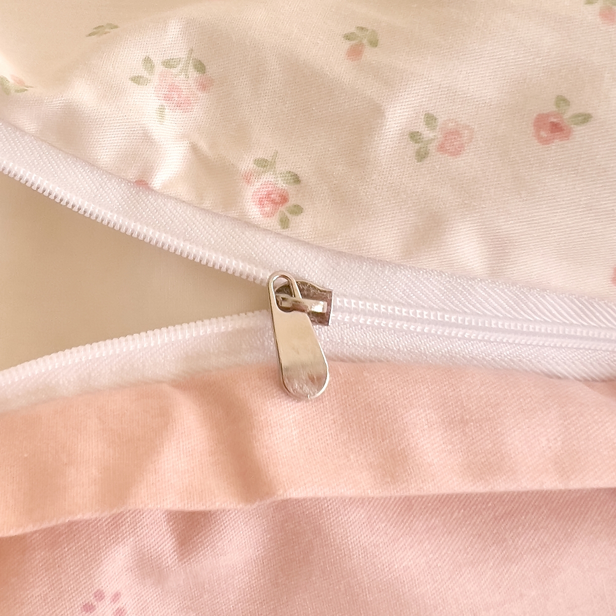 91家纺网 家纺一手货源 找家纺 DoDo 兜兜 2026新款40支全棉纯棉小碎花四件套（可定做尺寸） 樱之恋