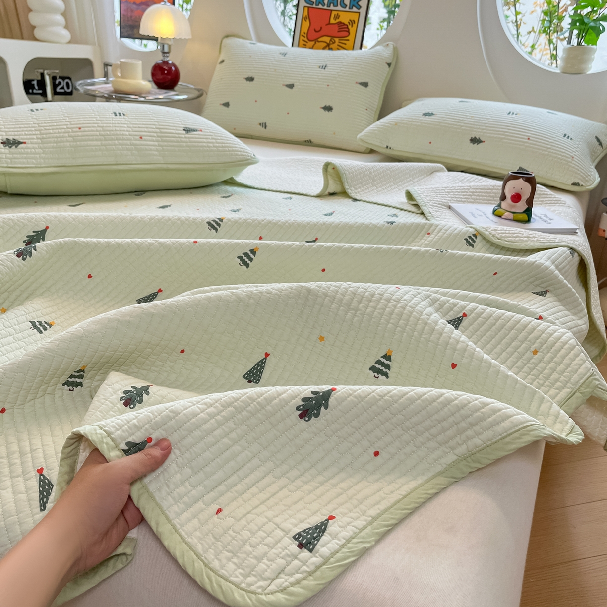 91家纺网 家纺一手货源 找家纺 漫时光 2026新款纯棉小清新棉花夹层床盖 圣诞树