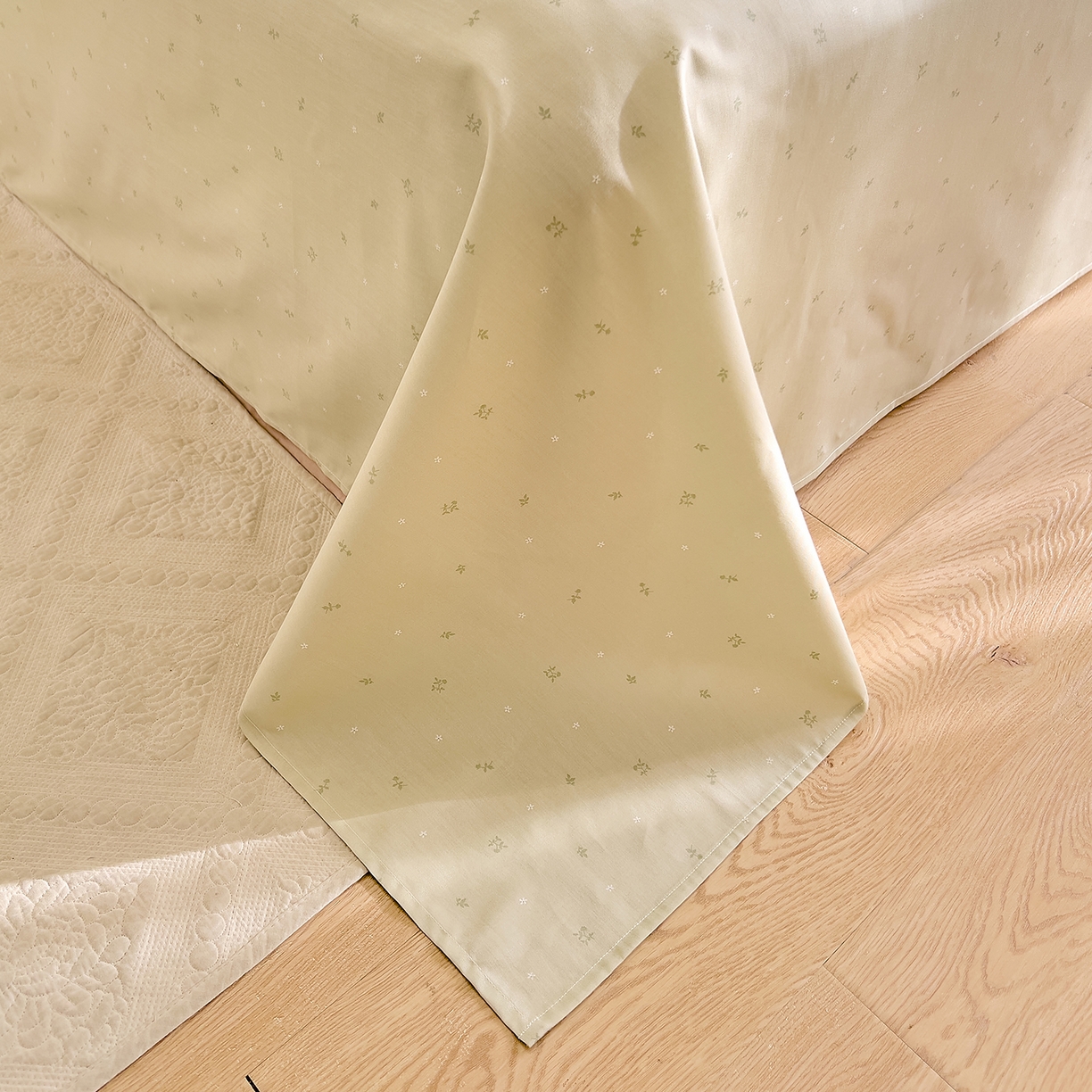 91家纺网 家纺一手货源 找家纺 DoDo 兜兜 2026新款40支全棉纯棉小碎花四件套（可定做尺寸） 樱草恋歌