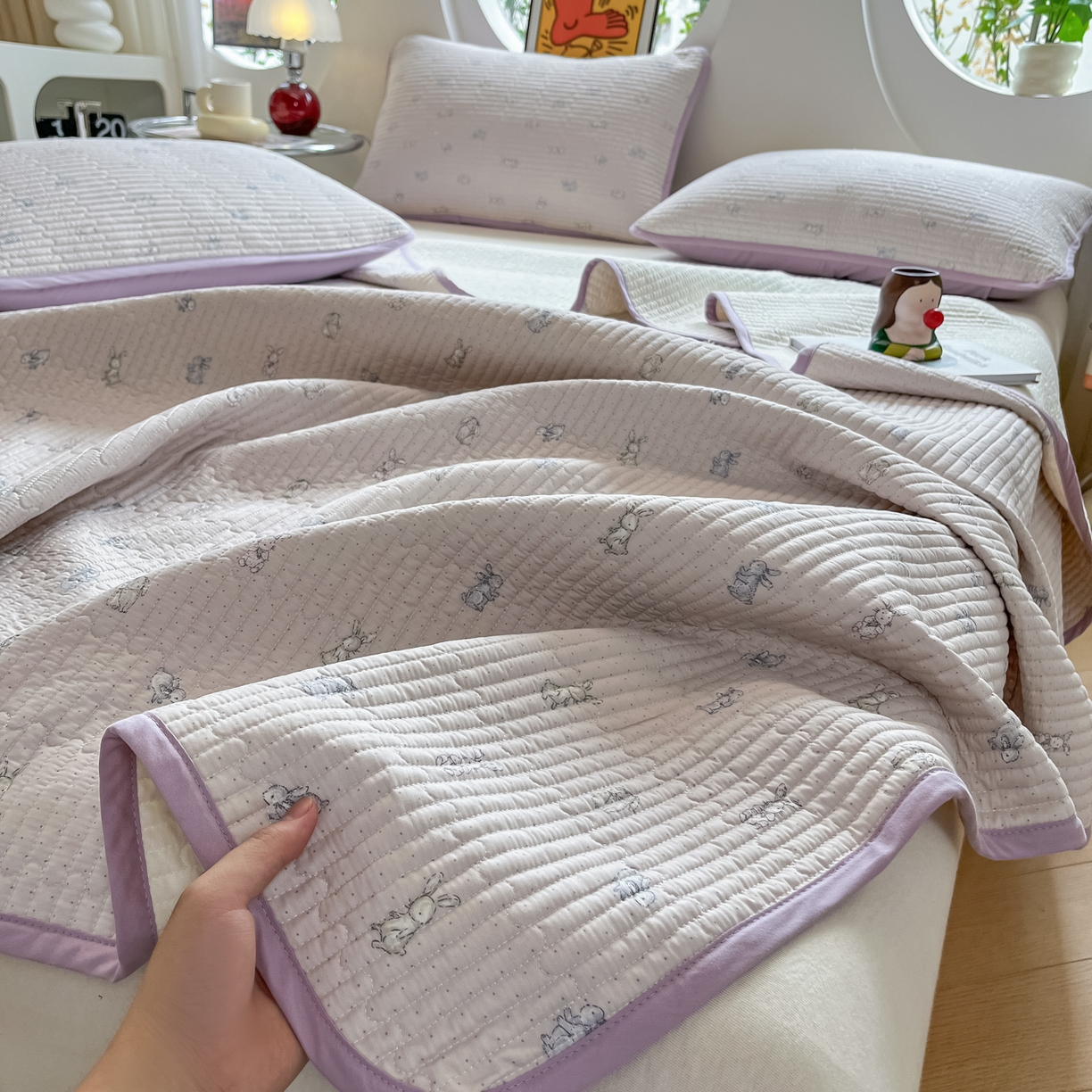 91家纺网 家纺一手货源 找家纺 漫时光 2026新款纯棉小清新棉花夹层床盖 芭比兔