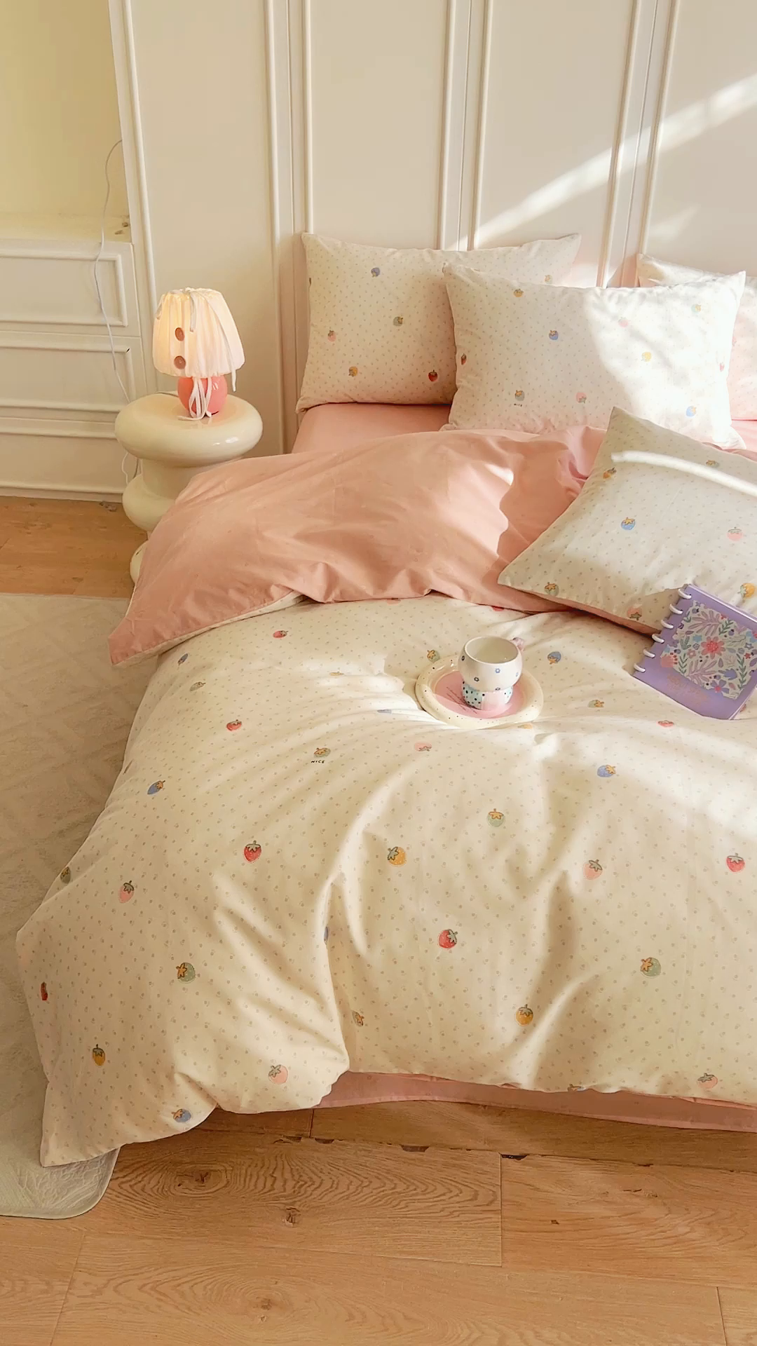 91家纺网 家纺一手货源 找家纺 DoDo 兜兜 2026新款40支全棉纯棉小碎花四件套（可定做尺寸） 草莓谷