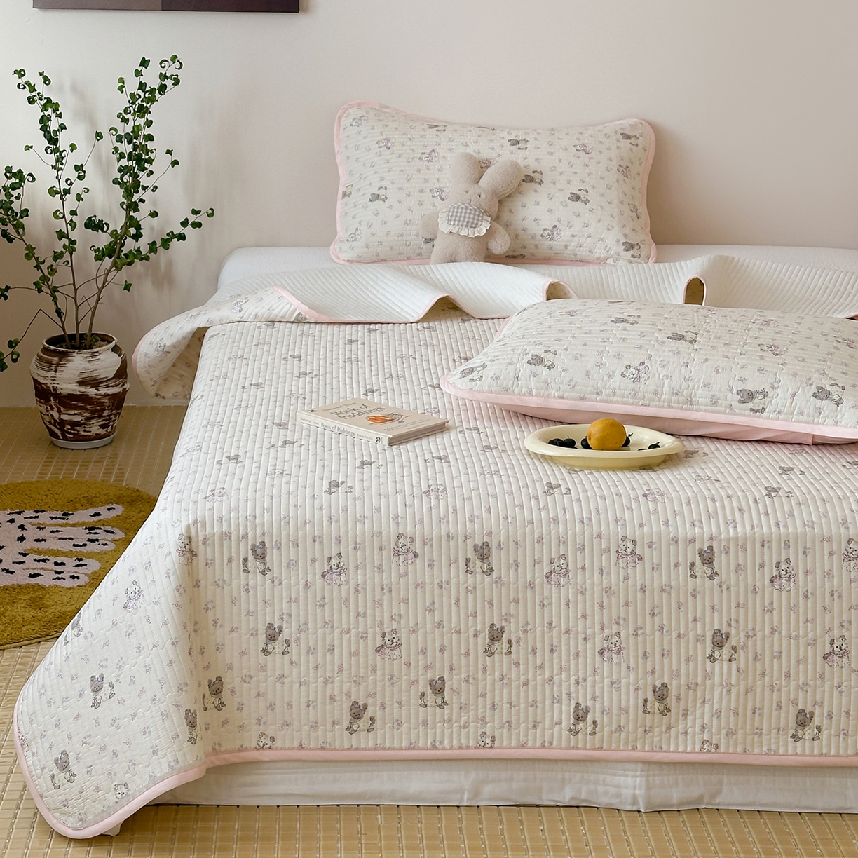 91家纺网 家纺一手货源 找家纺 漫时光 2026新款纯棉小清新棉花夹层床盖 可米宝贝