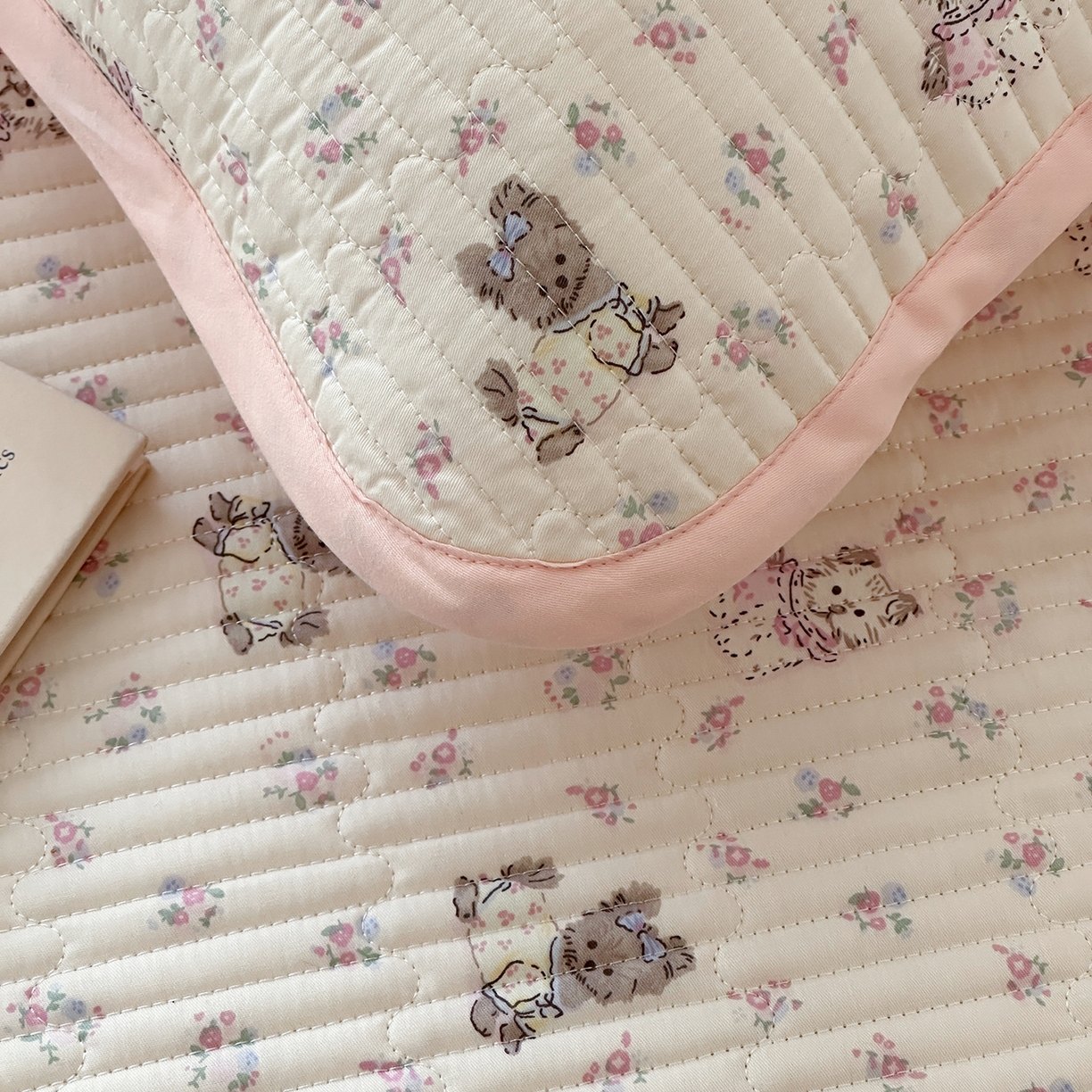 91家纺网 家纺一手货源 找家纺 漫时光 2026新款全棉新疆棉花夹层枕套单品 可米宝贝