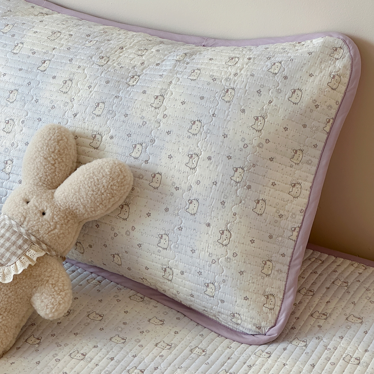 91家纺网 家纺一手货源 找家纺 漫时光 2026新款全棉新疆棉花夹层枕套单品 星星猫