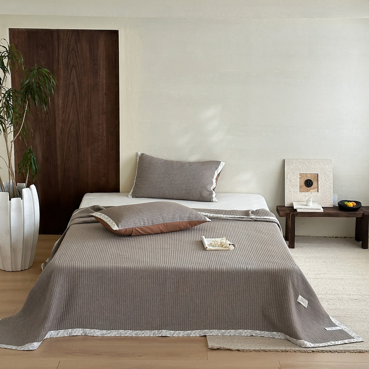 91家纺网 家纺一手货源 找家纺 漫时光 2026新款全棉穿绳提花床盖-慢织 慢织-暖棕