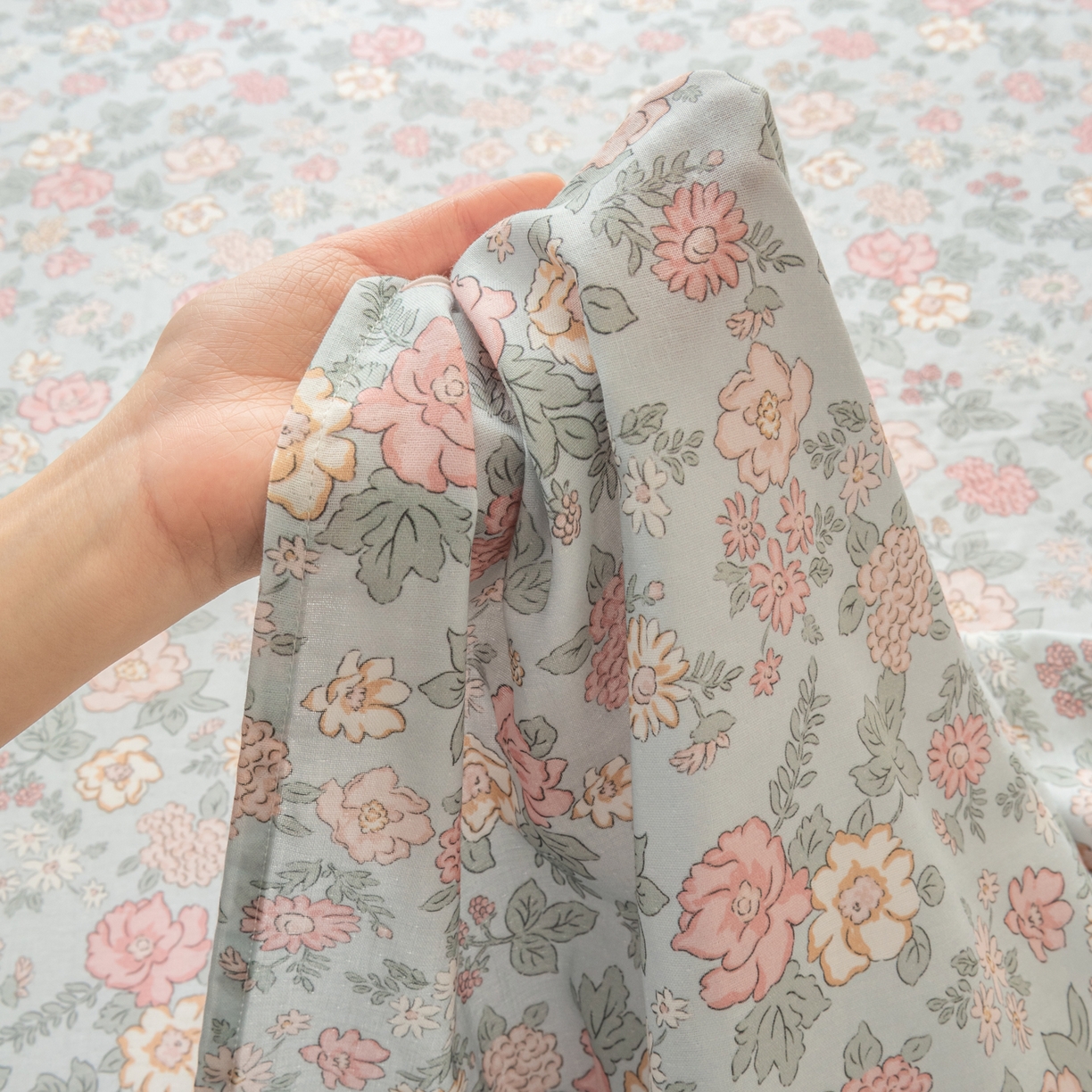 91家纺网 家纺一手货源 找家纺 雯雨家纺 2026新款全棉有氧双层纱床单 全棉双层纱床单-香水繁花-兰