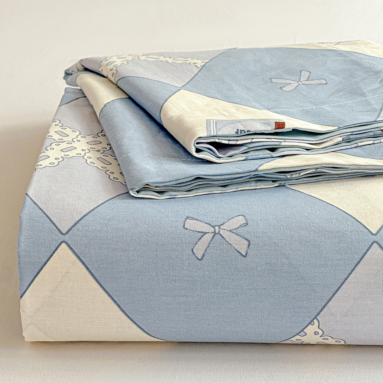 91家纺网 家纺一手货源 找家纺 恩泽家纺 2026春夏新款全棉纯棉12868印花四件套及单品系列-单床单床单单件 学院风