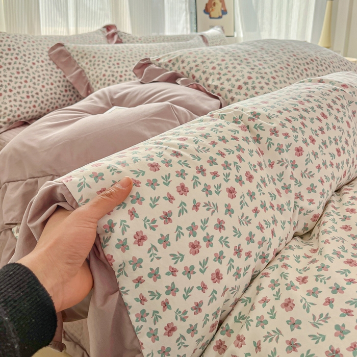 91家纺网 家纺一手货源 找家纺 斯卡诺家纺 2026新款韩版花边古法水洗仿棉床盖四件套花边床单四件套 小苍兰-韩版花边