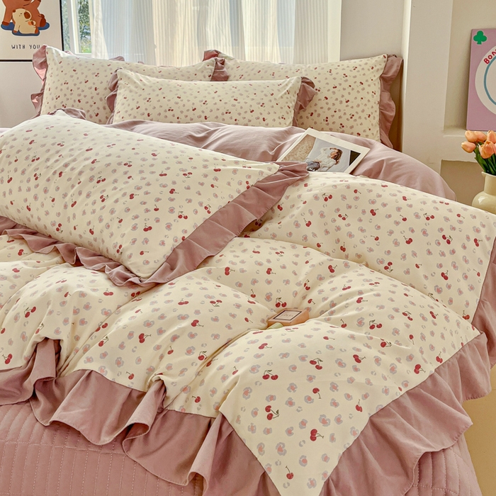 91家纺网 家纺一手货源 找家纺 斯卡诺家纺 2026新款韩版花边古法水洗仿棉床盖四件套花边床单四件套 爱心樱桃-韩版花边