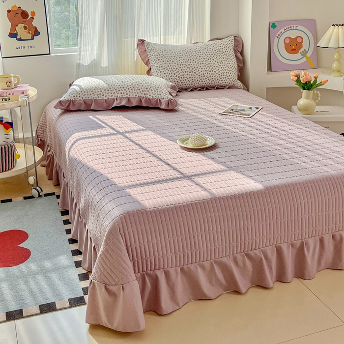 91家纺网 家纺一手货源 找家纺 斯卡诺家纺 2026新款韩版花边古法水洗仿棉床盖四件套花边床单四件套 小苍兰-韩版花边