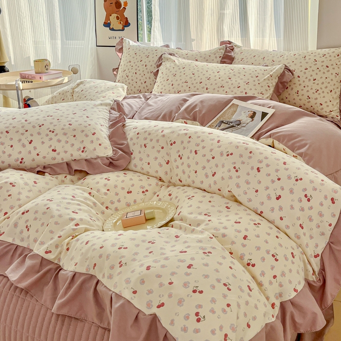 91家纺网 家纺一手货源 找家纺 斯卡诺家纺 2026新款韩版花边古法水洗仿棉床盖四件套花边床单四件套 爱心樱桃-韩版花边