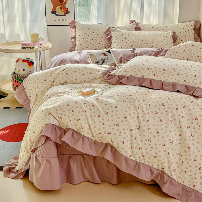 91家纺网 家纺一手货源 找家纺 斯卡诺家纺 2026新款韩版花边古法水洗仿棉床盖四件套花边床单四件套 爱心樱桃-韩版花边