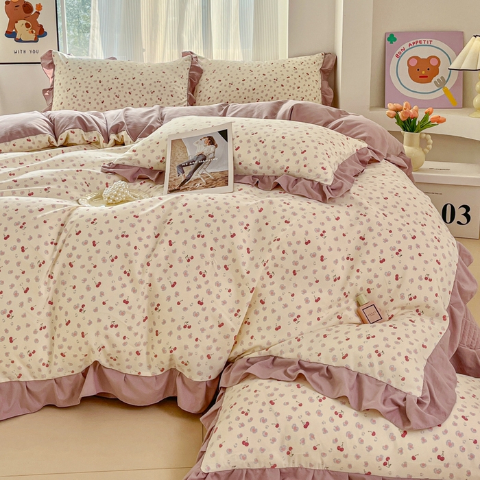 91家纺网 家纺一手货源 找家纺 斯卡诺家纺 2026新款韩版花边古法水洗仿棉床盖四件套花边床单四件套 爱心樱桃-韩版花边