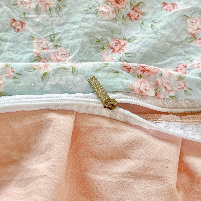 91家纺网 家纺一手货源 找家纺 斯卡诺家纺 2026新款韩版花边古法水洗仿棉床盖四件套花边床单四件套 盛夏花开-韩版花边