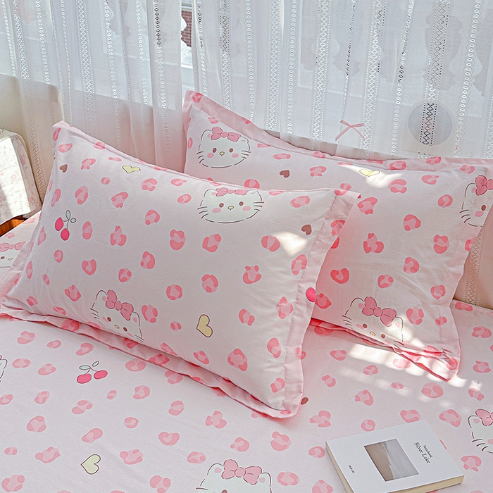 91家纺网 家纺一手货源 找家纺 恩泽家纺 2026春夏新款全棉纯棉12868印花四件套及单品系列-单枕套枕套单件 时尚猫咪粉