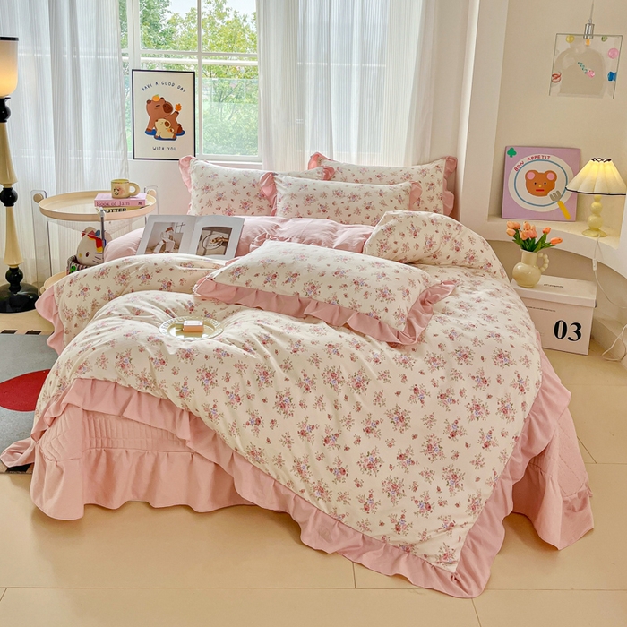 91家纺网 家纺一手货源 找家纺 斯卡诺家纺 2026新款韩版花边古法水洗仿棉床盖四件套花边床单四件套 红粉佳人-韩版花边